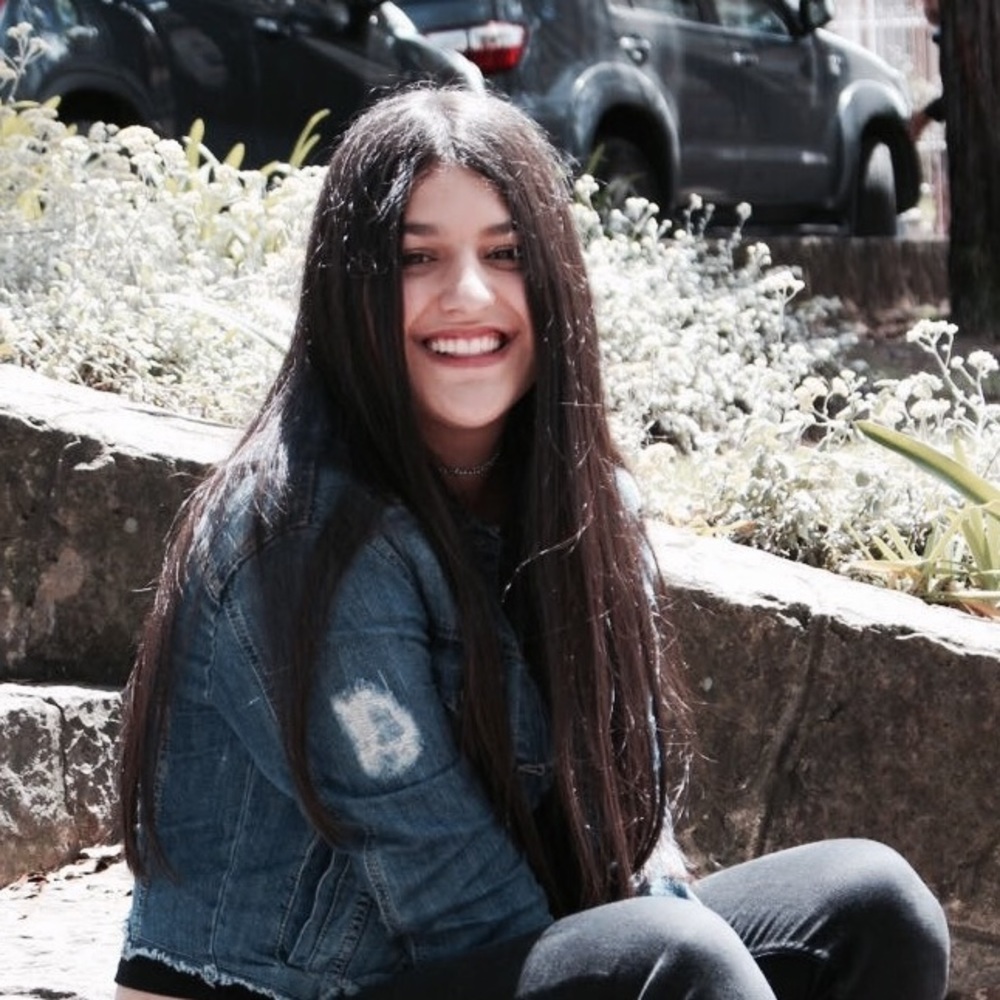 Meet your Posher, Maria